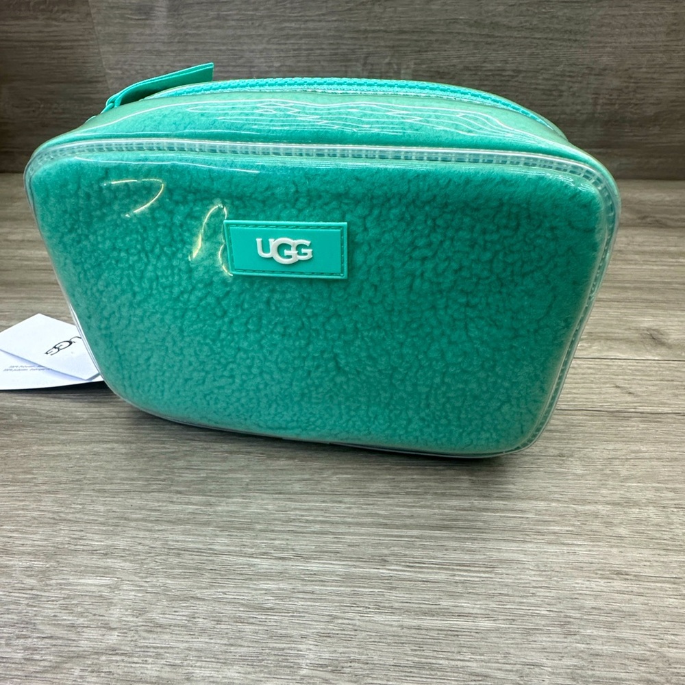 UGG Women's Janey I| Clear Sheepskin
Crossbody Bag